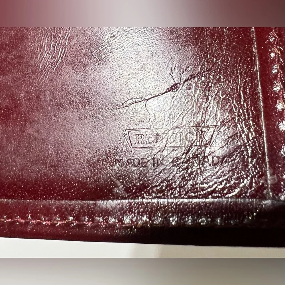 Cordovan Hide Renwick BiFold Wallet Card Holder Bi-Fold Made in Canada 7x4”
